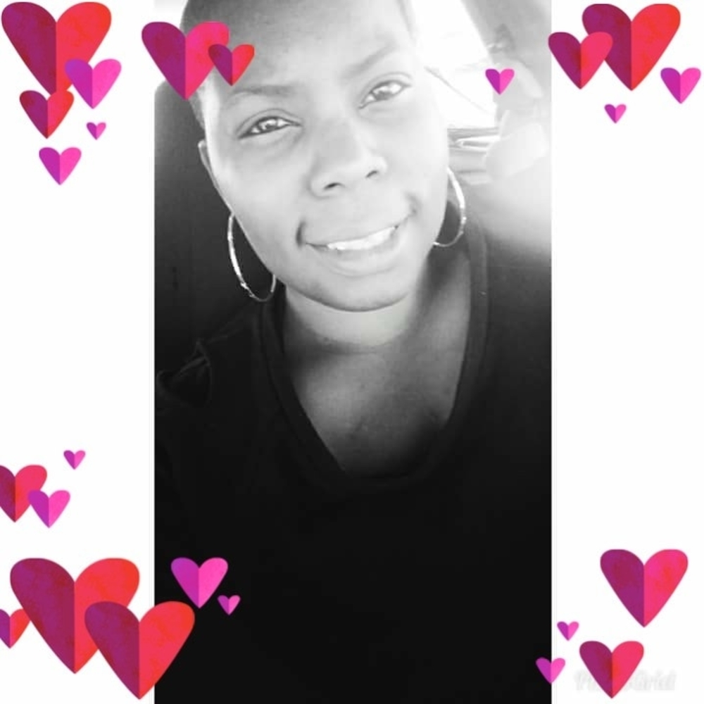 Meet your Posher, Ebony